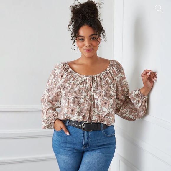 Karen Kane Plus Blouson Sleeve Peasant Top - Picture 1 of 9